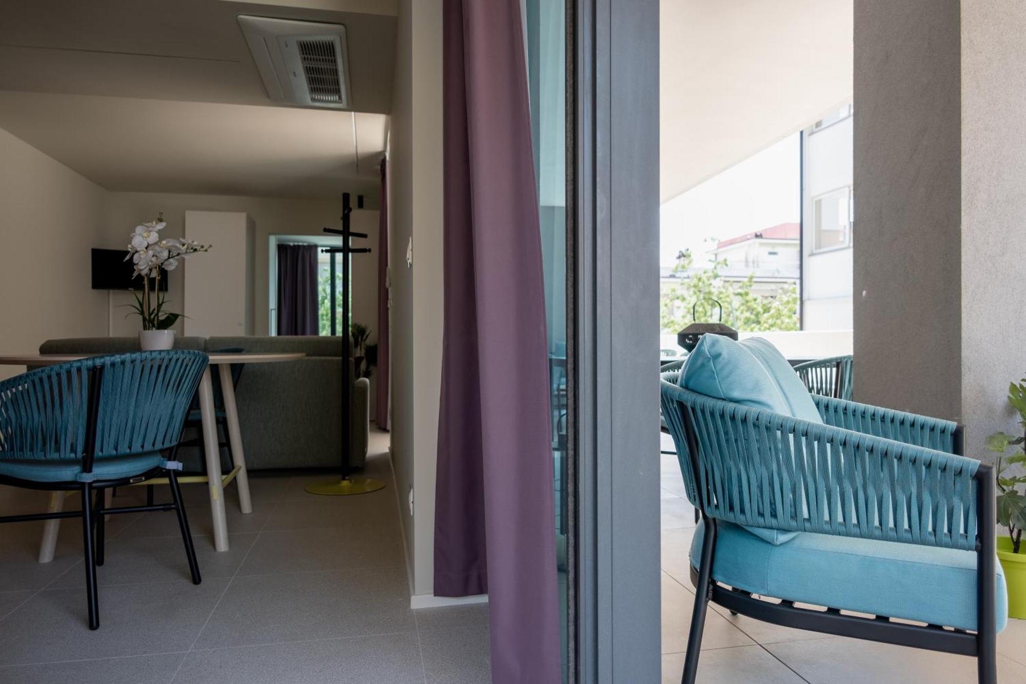 Aparthotel Zefiro Com Design, Large Terrace, Bike, Near Beach And Thermal Grado Exterior foto